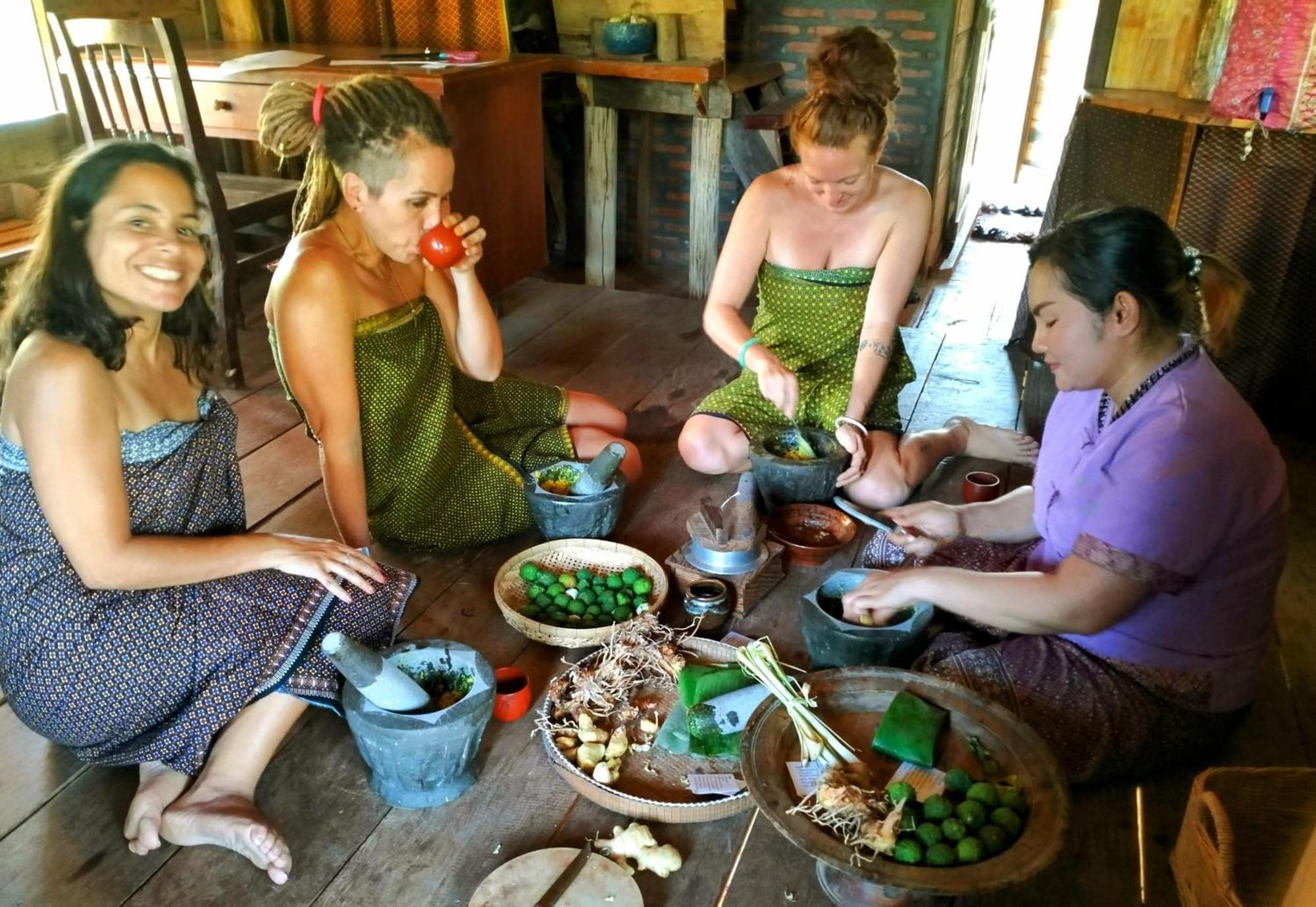 Banteay Srey Women'S Only Traditional Spa And Homestay Кампот Екстериор снимка